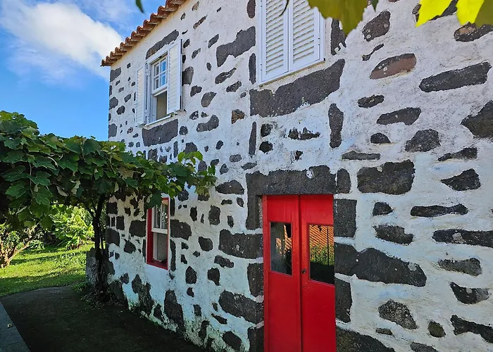 Casa Anjos Holiday home *